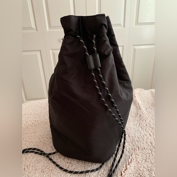 Victoria’s Secret PINK drawstring bag NWOT - Picture 5 of 9